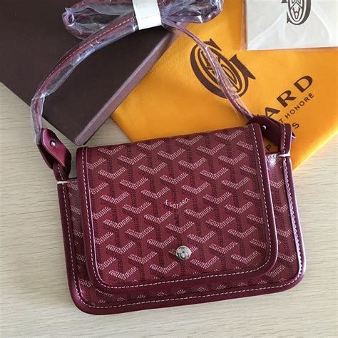 fake goyard crossbody bag|goyard bag price list.